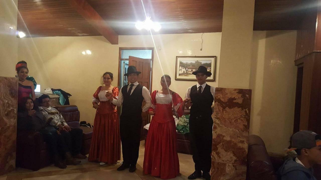 Casa De Marmol Privatunterkunft Riobamba