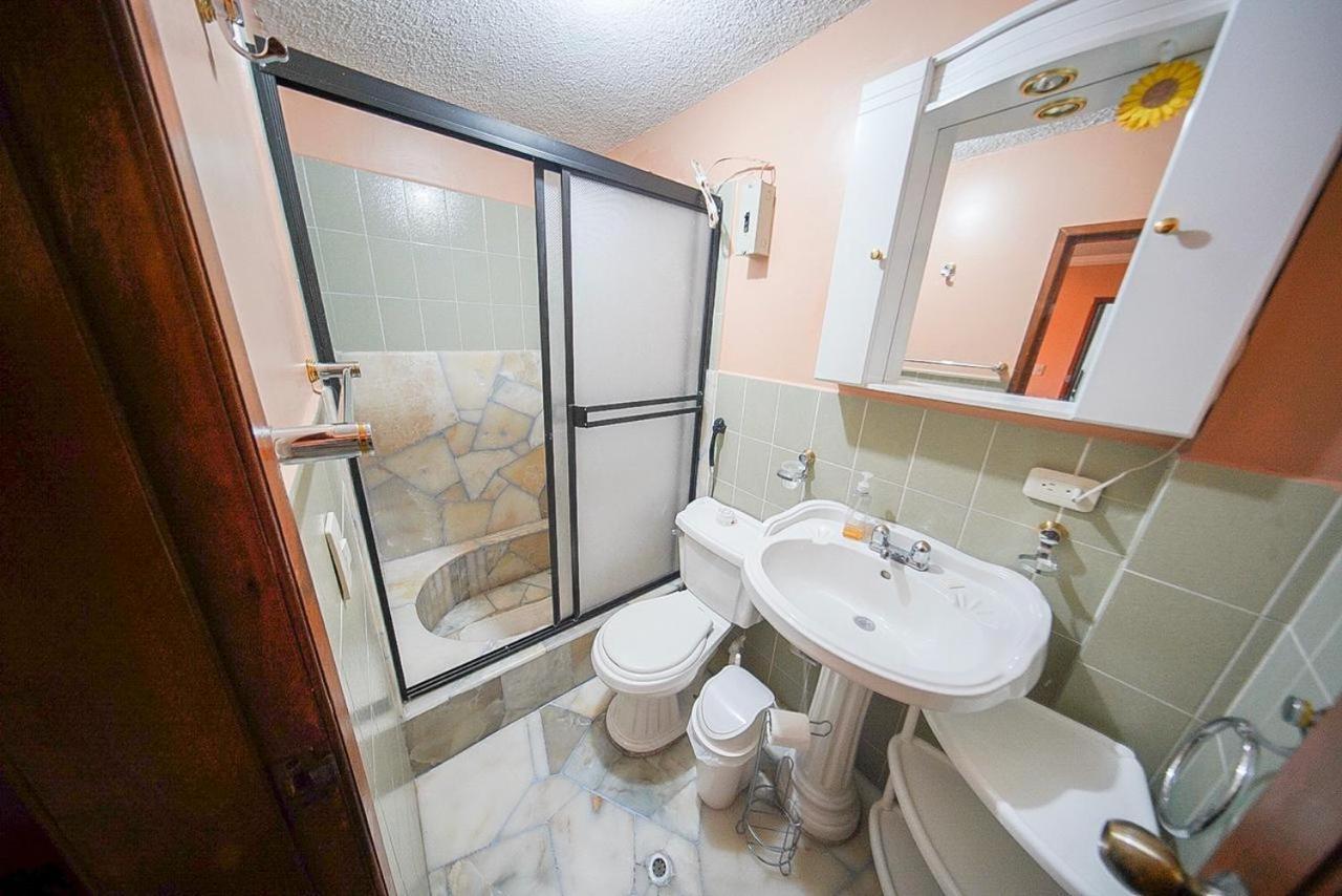 Casa De Marmol Privatunterkunft Riobamba
